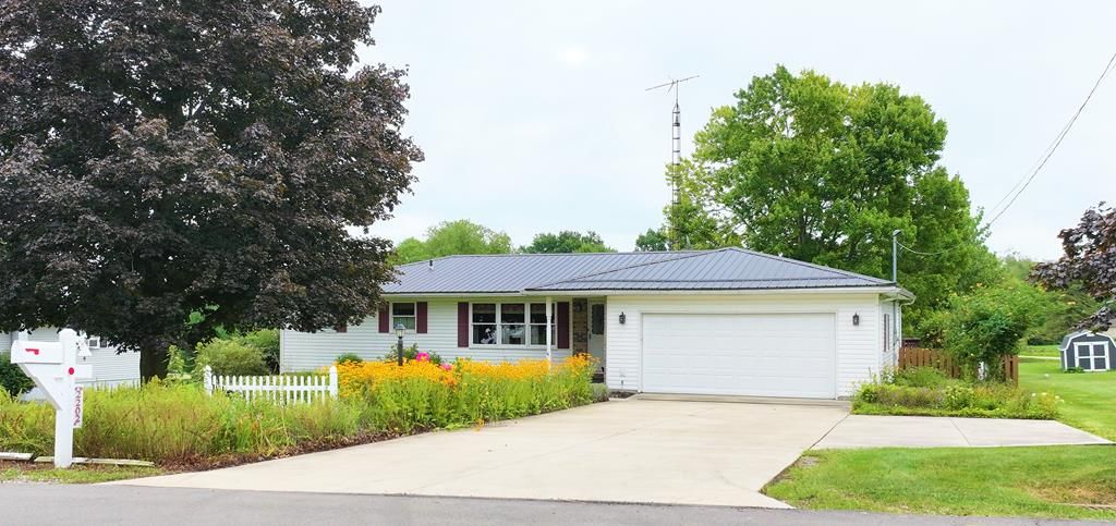 2202 Lakewood Dr, Mansfield, OH 44905