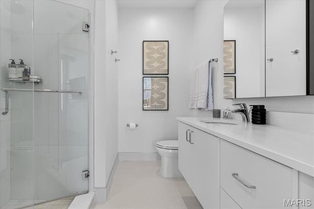 3842 Olive Street 2, St Louis, MO 63108