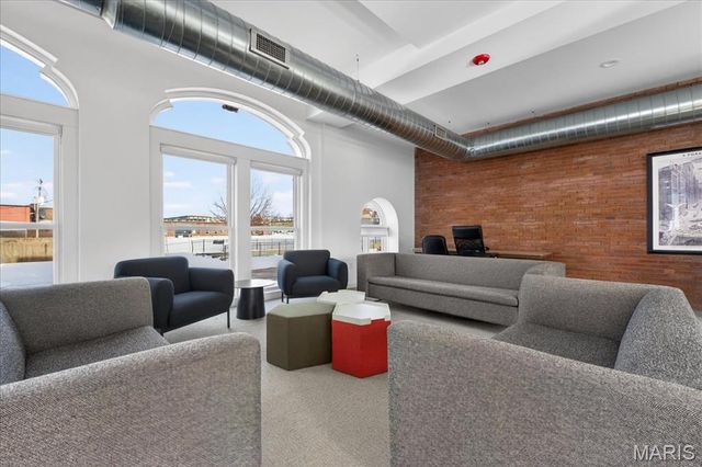 3842 Olive Street 2, St Louis, MO 63108