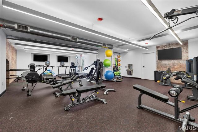 3842 Olive Street 2, St Louis, MO 63108