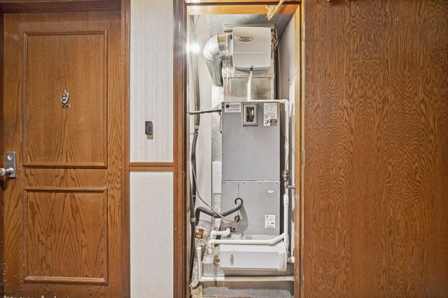 6400 N Cicero Avenue 315, Lincolnwood, IL 60712