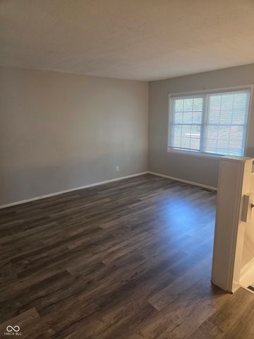 8517 E 42nd Street, Indianapolis, IN 46226