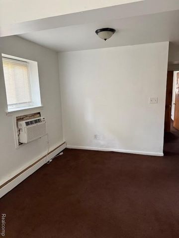 17274 Bentler Street, Detroit, MI 48219