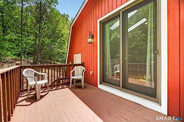 71 & 53 Hermitage Lane, North Haven, CT 06473