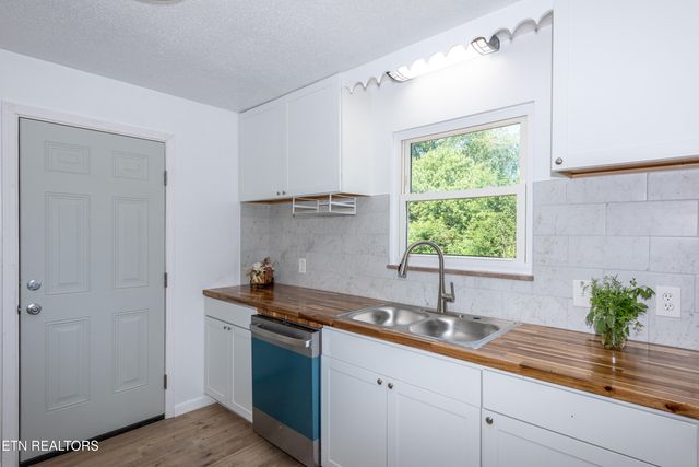 757 Lafollette Drive, Maryville, TN 37801