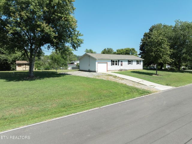 757 Lafollette Drive, Maryville, TN 37801