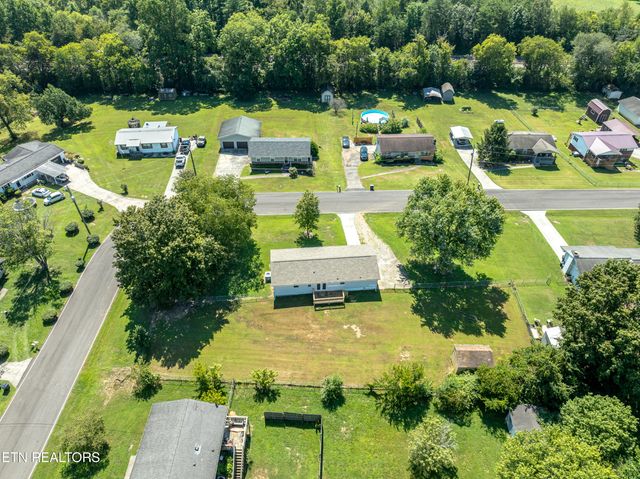 757 Lafollette Drive, Maryville, TN 37801