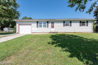 757 Lafollette Drive, Maryville, TN 37801