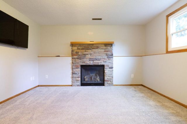 509 Meadow Run Drive SW, Rochester, MN 55902