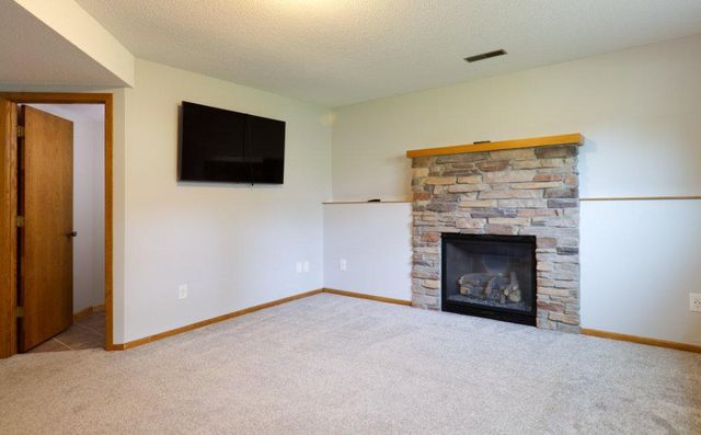 509 Meadow Run Drive SW, Rochester, MN 55902