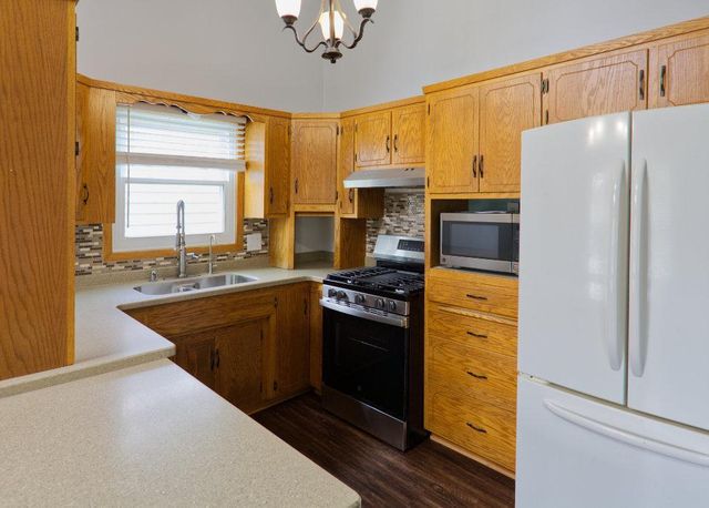 509 Meadow Run Drive SW, Rochester, MN 55902