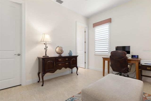60 N LAKEWALK DRIVE, Palm Coast, FL 32137