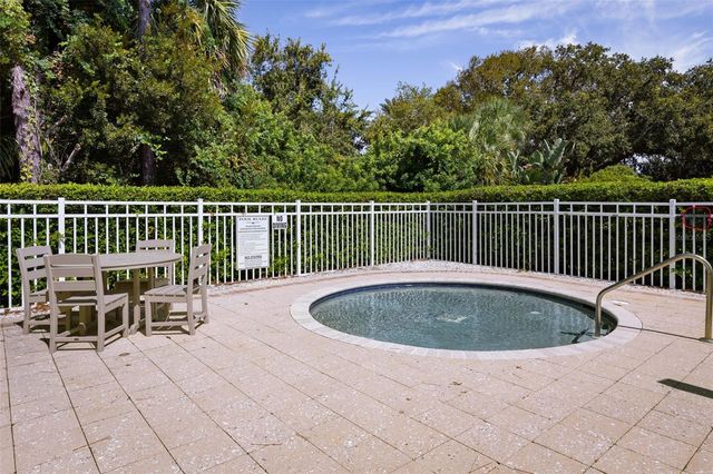 60 N LAKEWALK DRIVE, Palm Coast, FL 32137