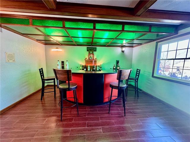 5948 Richmond Avenue, Kansas City, KS 66102