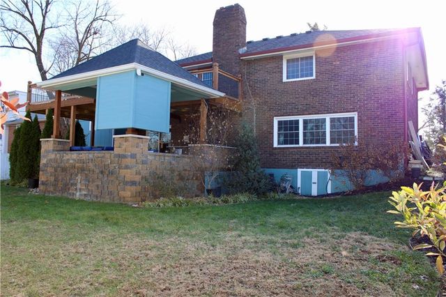 5948 Richmond Avenue, Kansas City, KS 66102