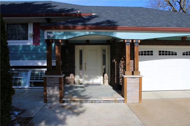 5948 Richmond Avenue, Kansas City, KS 66102