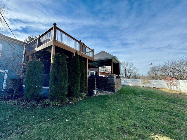 5948 Richmond Avenue, Kansas City, KS 66102