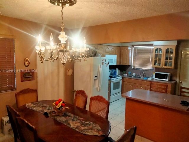 4990 E 1st Ave, Hialeah, FL 33013