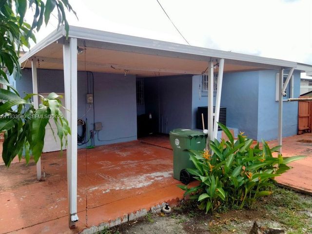 4990 E 1st Ave, Hialeah, FL 33013