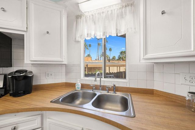 70260 Highway 111 70, Rancho Mirage, CA 92270