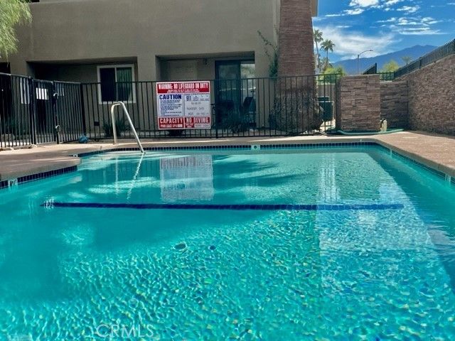 44220 San Pablo Avenue 4, Palm Desert, CA 92260