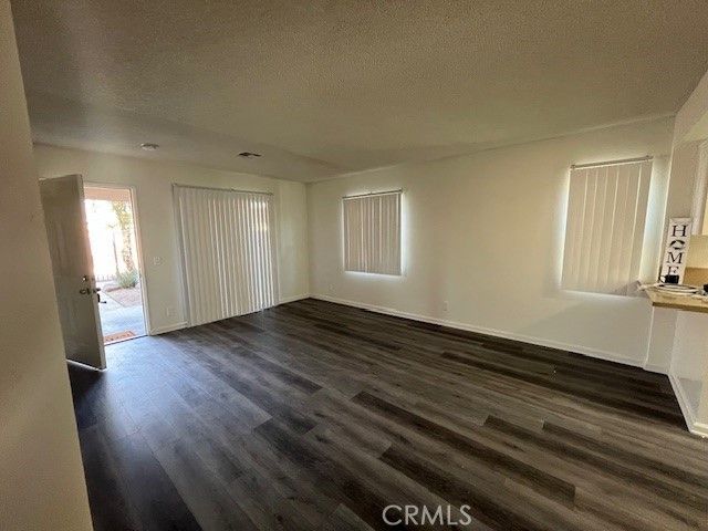 44220 San Pablo Avenue 4, Palm Desert, CA 92260
