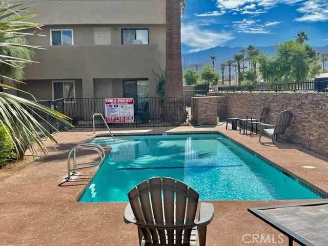 44220 San Pablo Avenue 4, Palm Desert, CA 92260