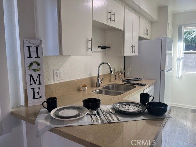 44220 San Pablo Avenue 4, Palm Desert, CA 92260