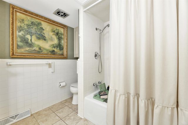 251 N Armour St, Wichita, KS 67206