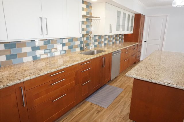 4006 Breakwood Drive, Houston, TX 77025