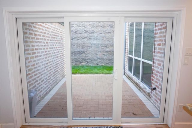 4006 Breakwood Drive, Houston, TX 77025