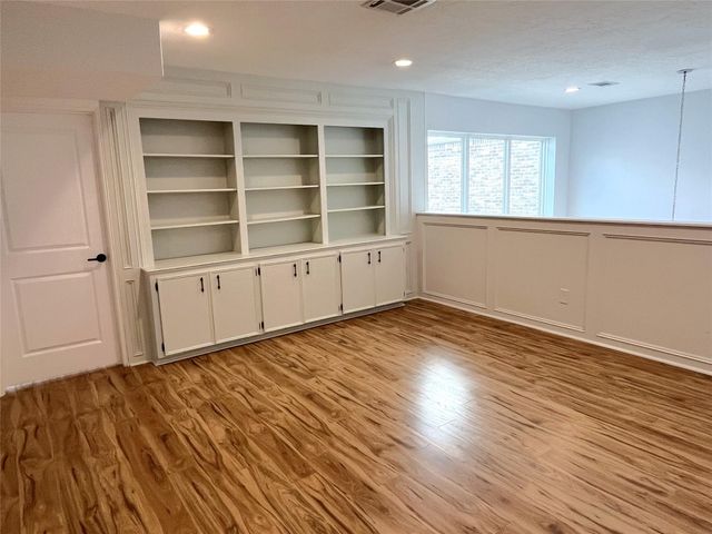 4006 Breakwood Drive, Houston, TX 77025