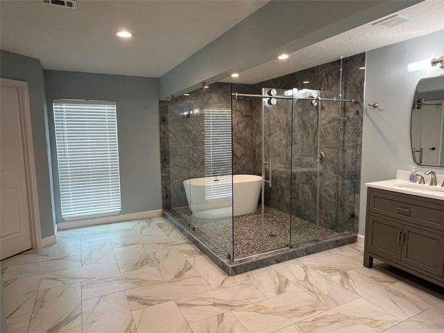 4006 Breakwood Drive, Houston, TX 77025