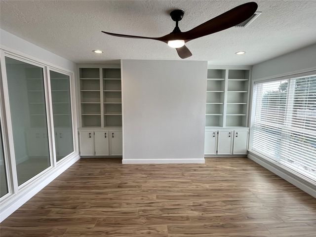 4006 Breakwood Drive, Houston, TX 77025