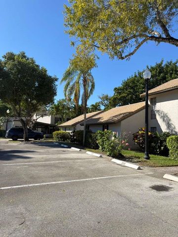 9719 N New River Canal Rd 308, Plantation, FL 33324