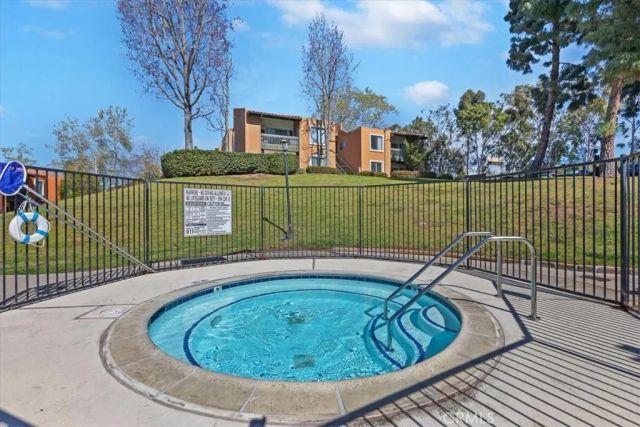 17099 W Bernardo 203, San Diego, CA 92127