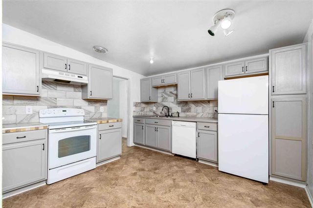 6382 81ST AVENUE N, Pinellas Park, FL 33781