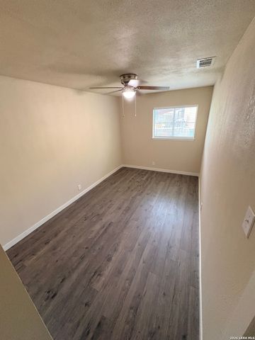235 STIMMEL ST, San Antonio, TX 78227
