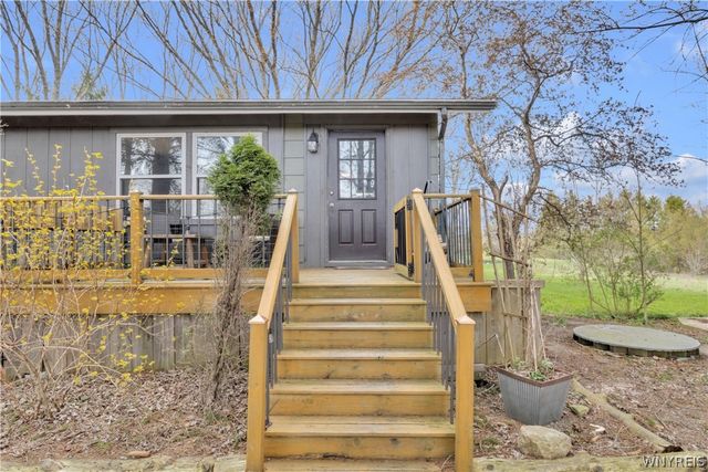 5872 Genesee Road, Concord, NY 14141