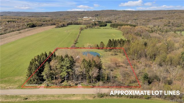 5872 Genesee Road, Concord, NY 14141