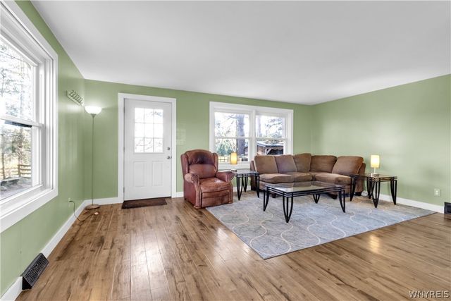 5872 Genesee Road, Concord, NY 14141