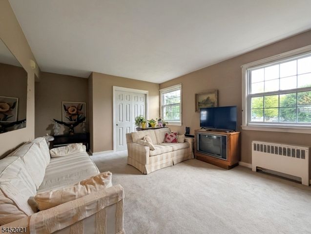 5 Hadfield Ave E, Union Twp., NJ 07083
