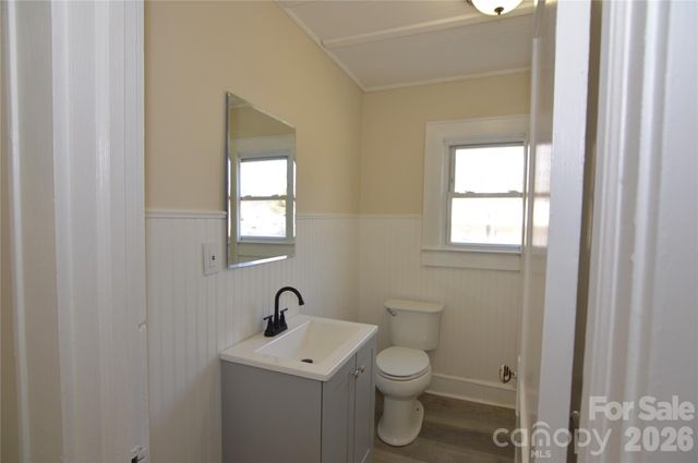 500 Gann Street 51-56, Lowell, NC 28098