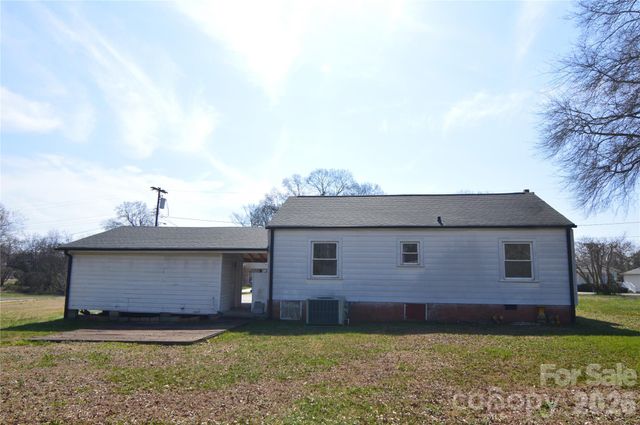 500 Gann Street 51-56, Lowell, NC 28098