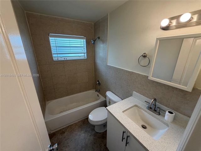 808 SW 30th ST Rear, Fort Lauderdale, FL 33315