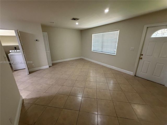 808 SW 30th ST Rear, Fort Lauderdale, FL 33315