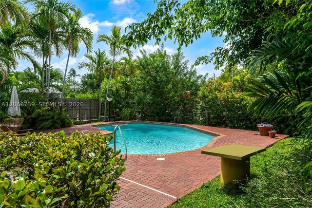 1860 Cleveland Rd, Miami Beach, FL 33141