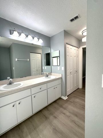 9706 SW 92nd Place Road, Ocala, FL 34481