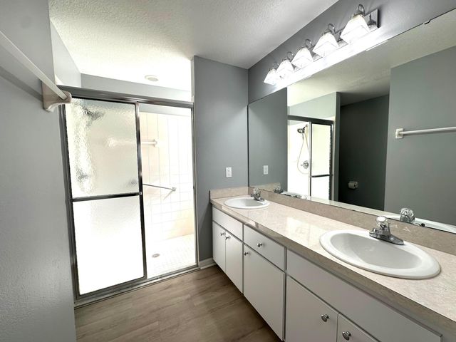 9706 SW 92nd Place Road, Ocala, FL 34481