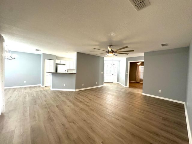9706 SW 92nd Place Road, Ocala, FL 34481